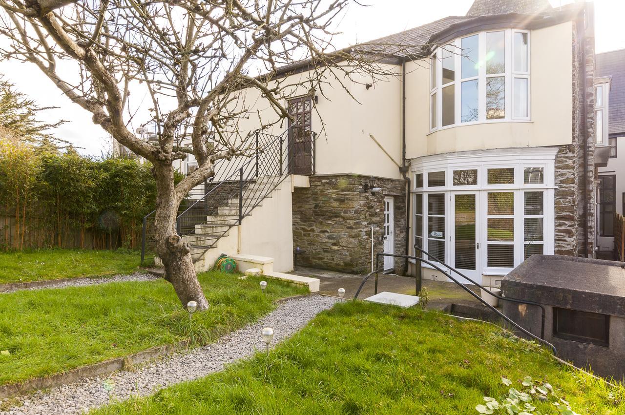 Elm Lodge Plymouth Buitenkant foto